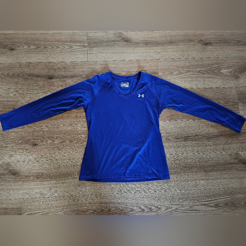 Under Armour Women's Violet V-Neck Top, Size Medium